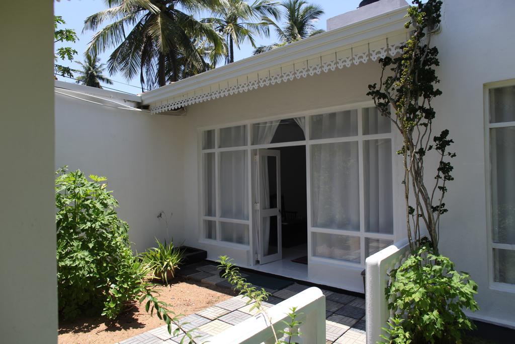 Chitra Ayurveda Hotel Bentota Eksteriør billede