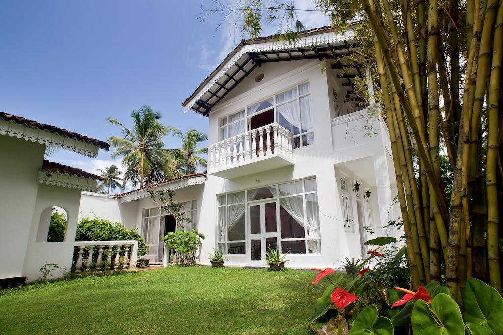 Chitra Ayurveda Hotel Bentota Værelse billede