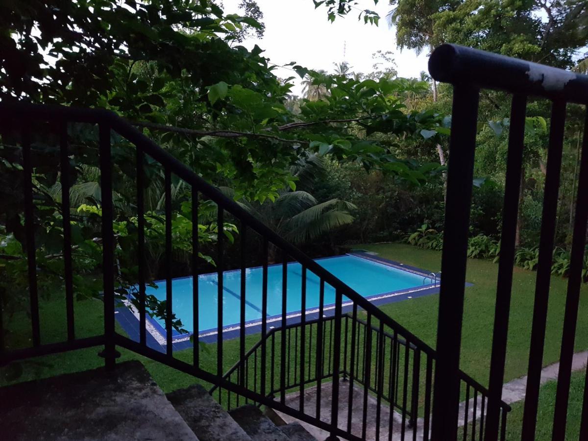 Chitra Ayurveda Hotel Bentota Eksteriør billede