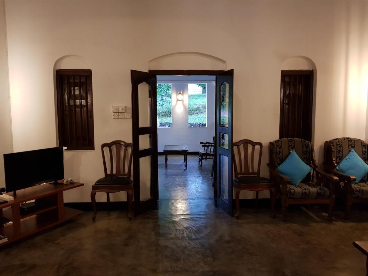 Chitra Ayurveda Hotel Bentota Eksteriør billede