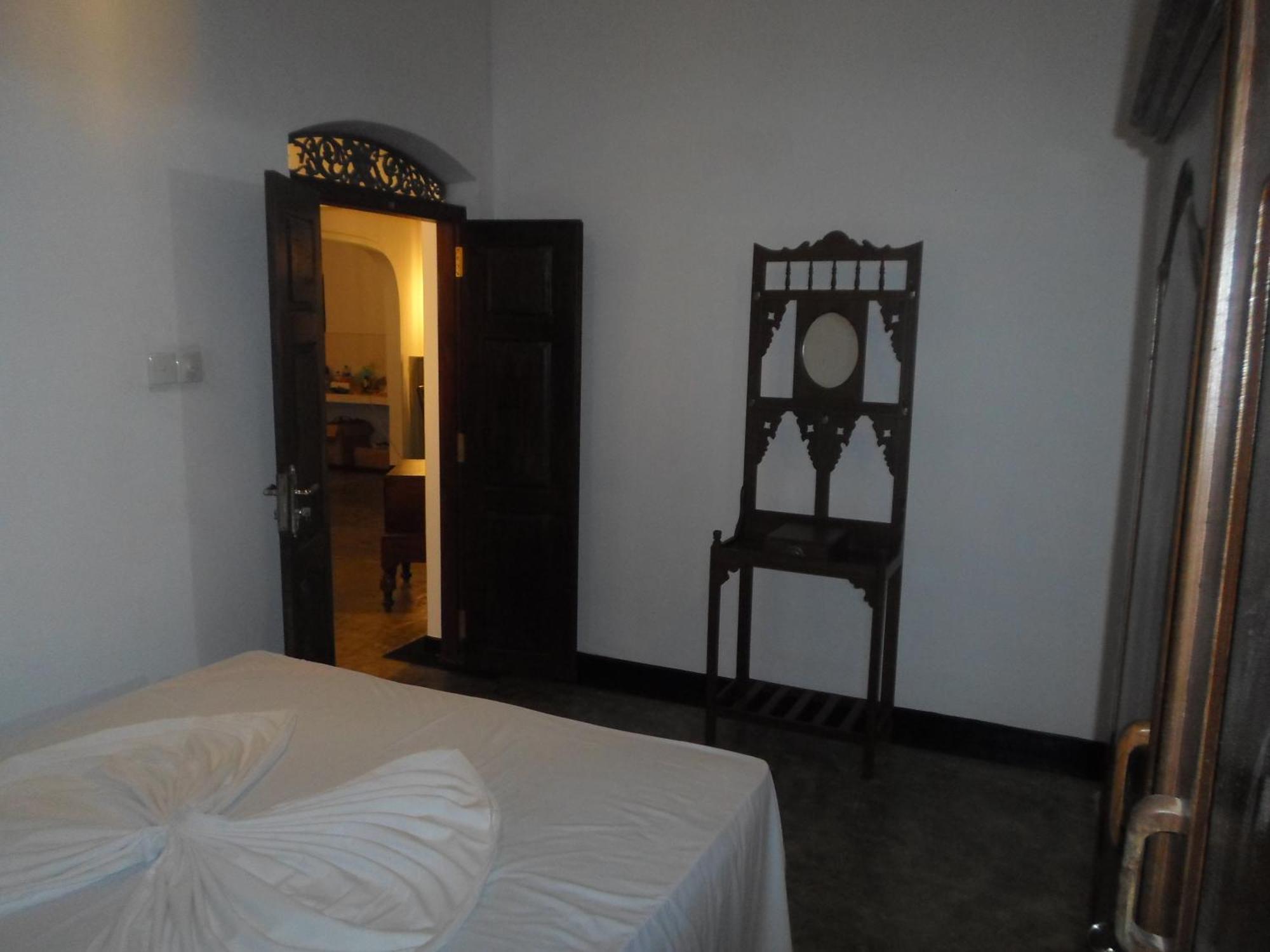 Chitra Ayurveda Hotel Bentota Værelse billede