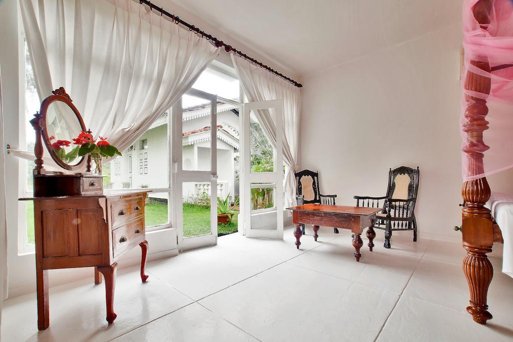 Chitra Ayurveda Hotel Bentota Eksteriør billede