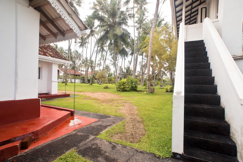 Chitra Ayurveda Hotel Bentota Eksteriør billede